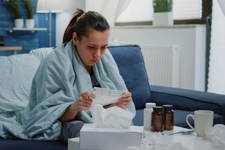 Stát zpřísňuje kontroly neschopenek na dálku